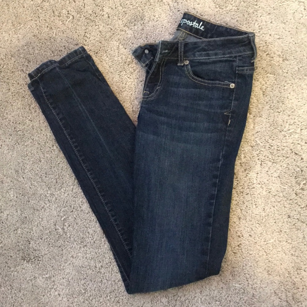 Dark skinny jeans